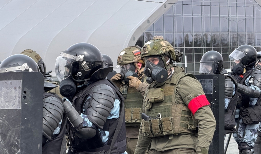  На Сахалине Росгвардия провела масштабное тактико-специальное учение (видео)